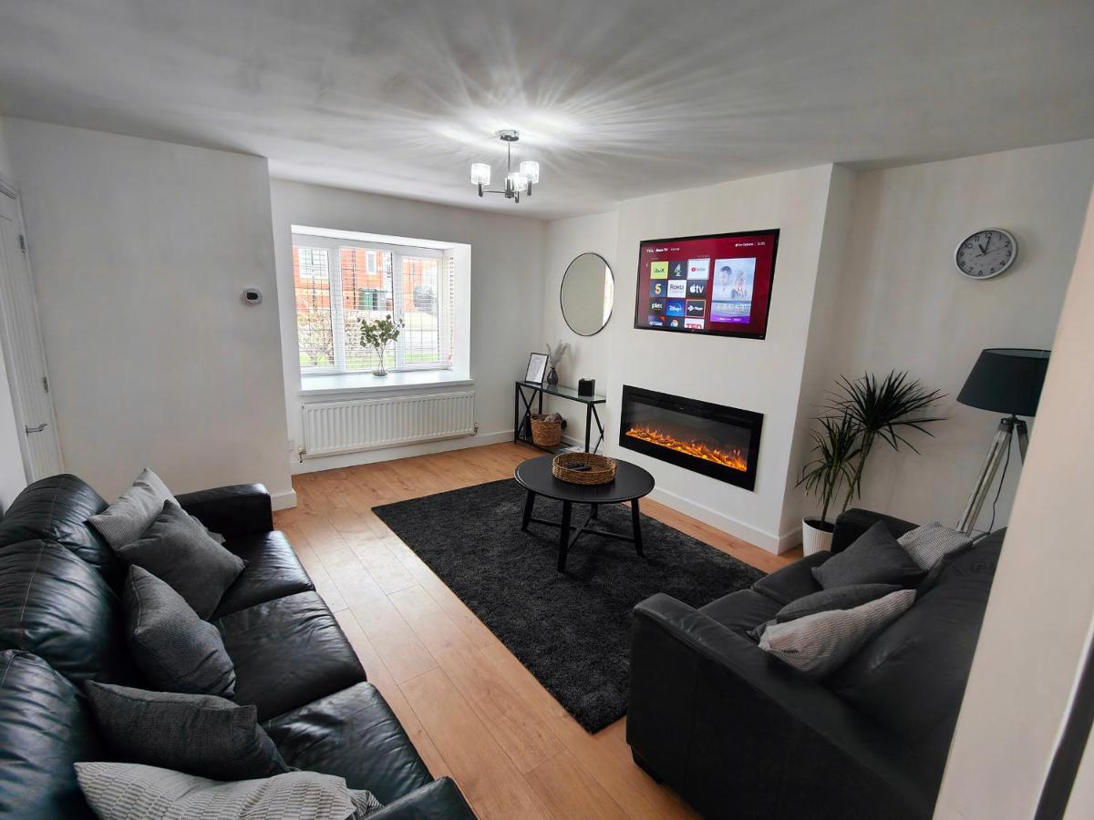 Vila 99 Stoney Bank Drive Kiveton Park Exteriér fotografie