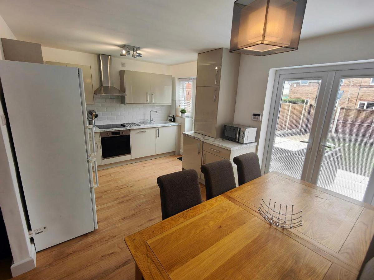 Vila 99 Stoney Bank Drive Kiveton Park Exteriér fotografie